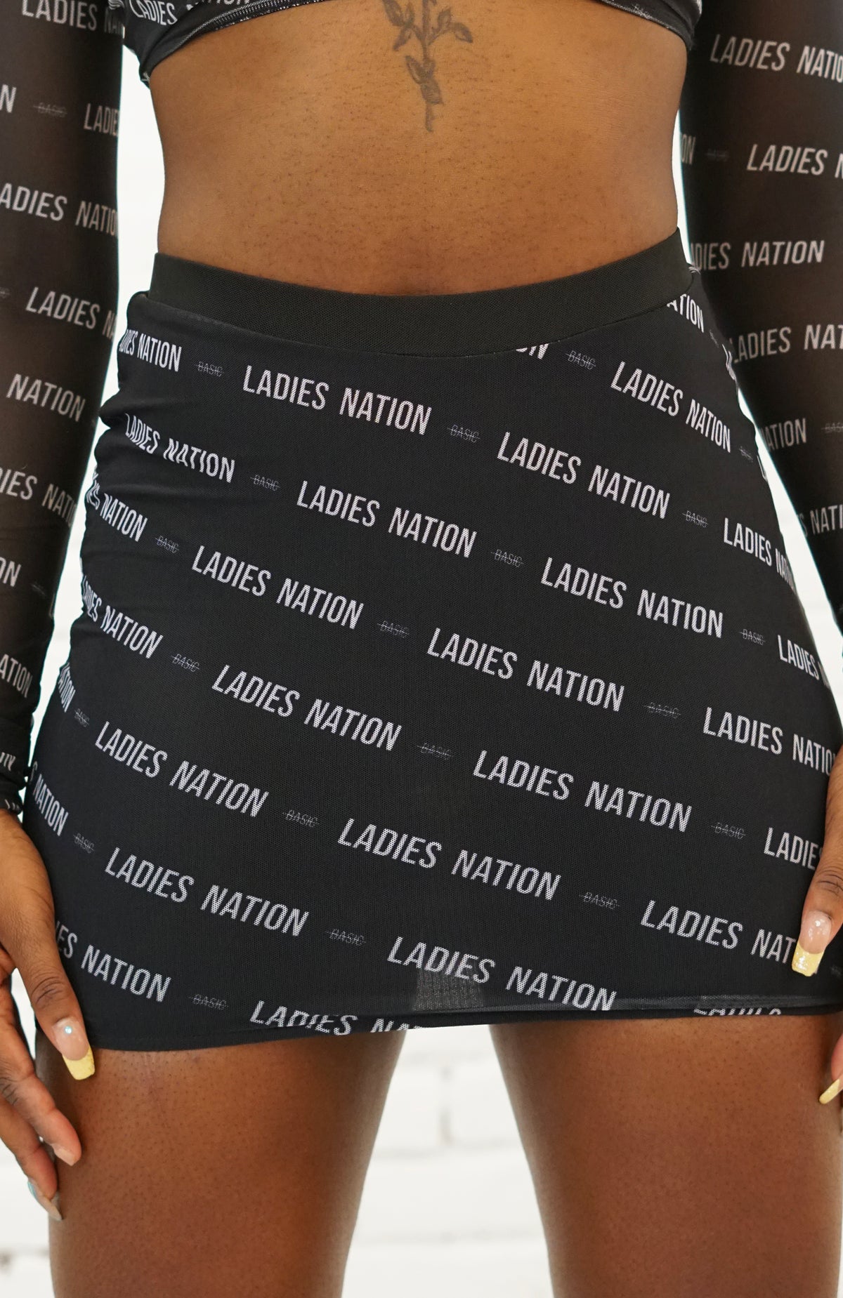 Mesh Skirt- Black